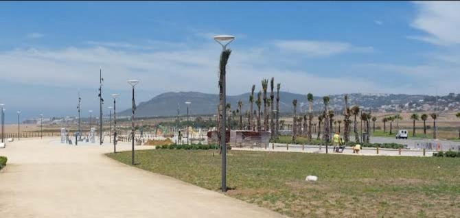 Bel Appartement A 5Min De La Plage Tanger Exteriör bild