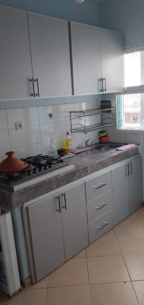 Bel Appartement A 5Min De La Plage Tanger Exteriör bild